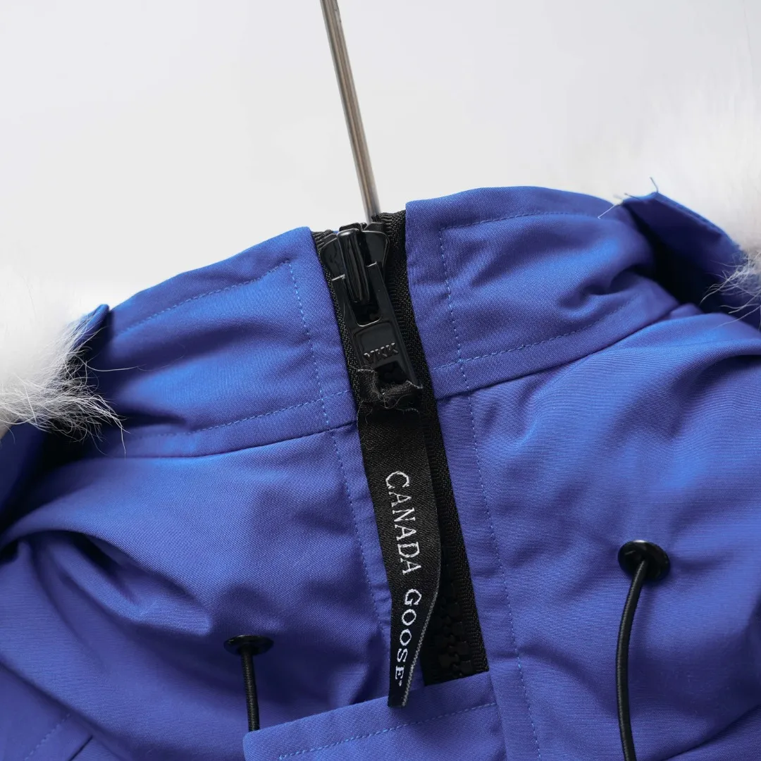 P720 CANADA GOOSE丨Canada Goose 01 Pilot Hooded Down Jacket Color: Sky Blue Size: XS-XXL